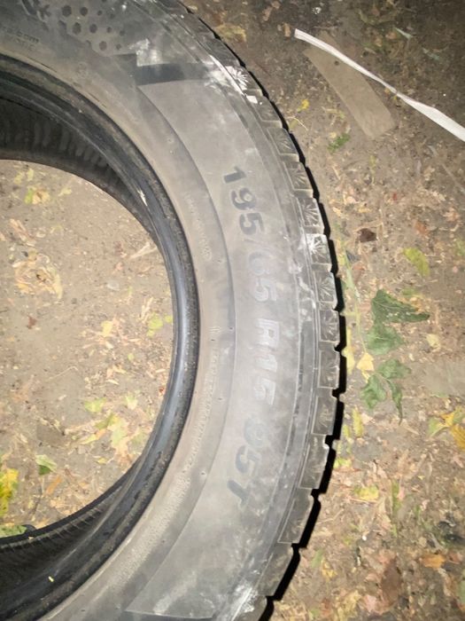 Продам комплект зимней резины r15