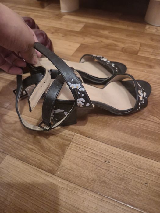 Продам летние туфли