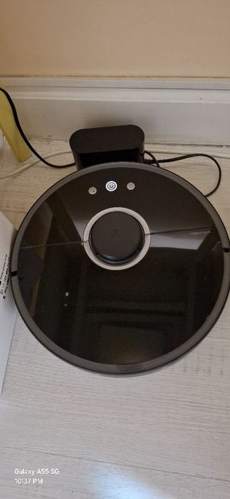 Продаётся робот Пылесос