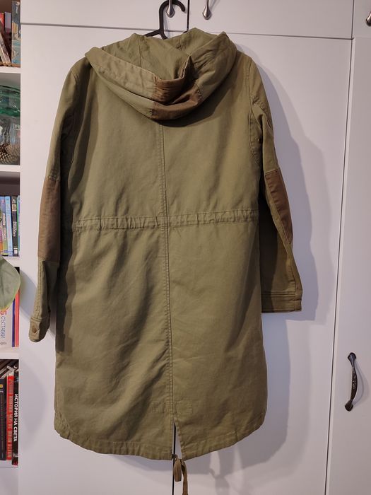 Зелено есенно яке с качулка тип парка