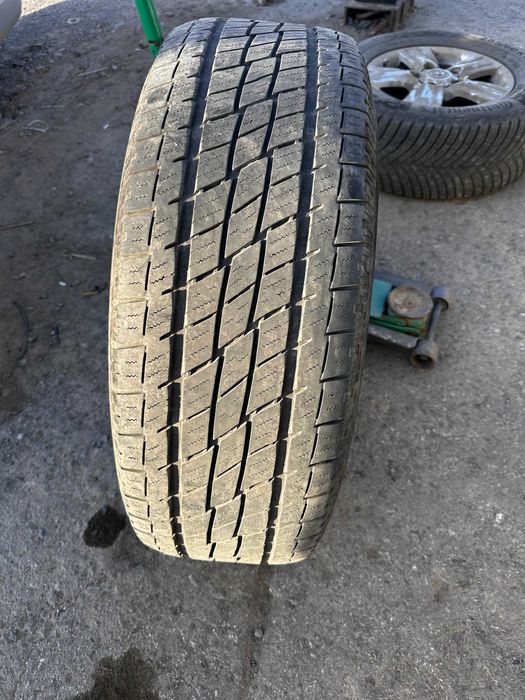 Продам шины 275/65 R20 (Япония)