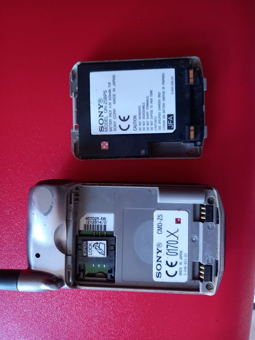 Vând Telefon Sony pt Colecționari sau Pasionați/ Piese