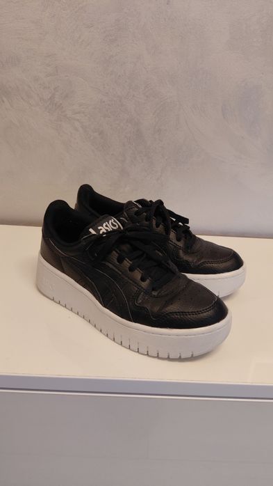 Pantofi Asics marimea 36-37