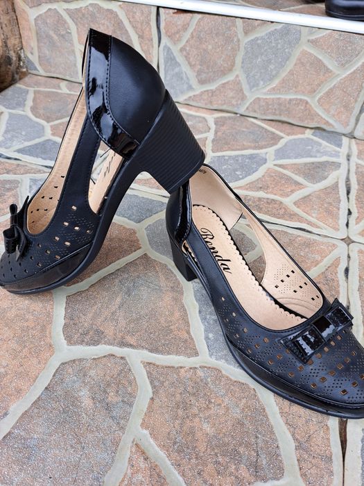 Pantofi pentru femei mar.36