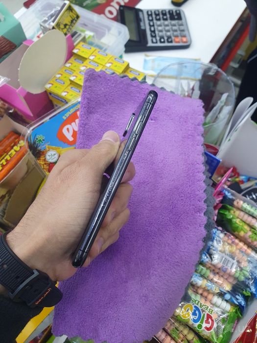 IPhone XS 256Gb продам