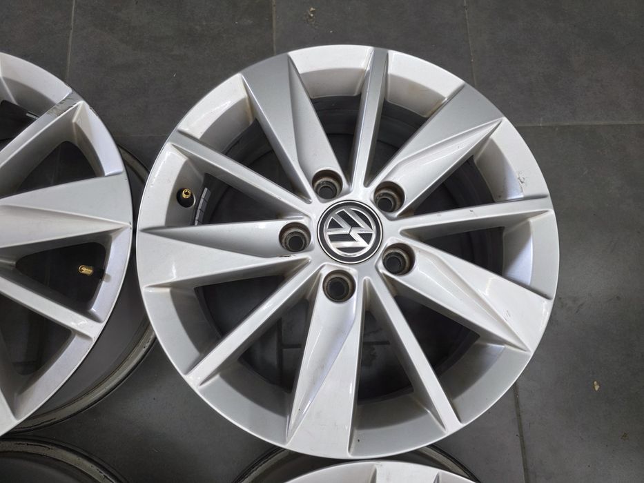 Джанти 15 - Volkswagen Golf,  Caddy,  Touran