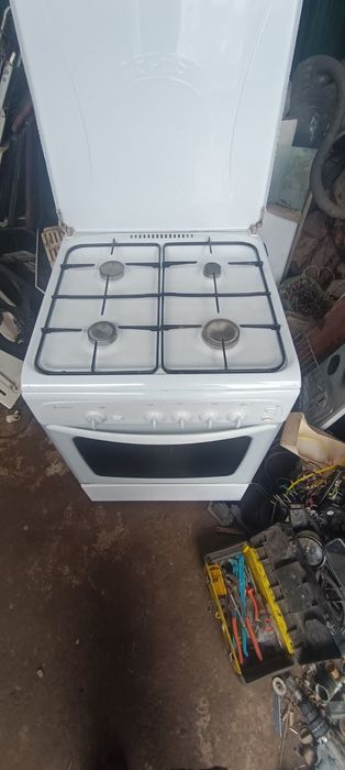 Газ плита 4 канфорка рабочи