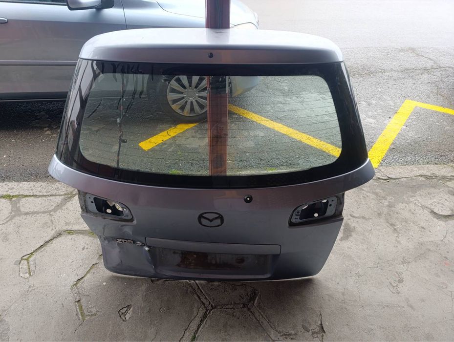 Врата багажник за мазда 2
