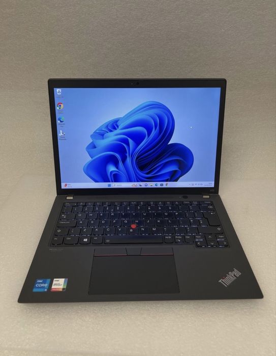 Laptop Lenovo ThinkPad X13 Gen 2 - i5 Gen 11 /53 cicluri baterie/  8GB RAM / 256GB SSD / Touchscreen