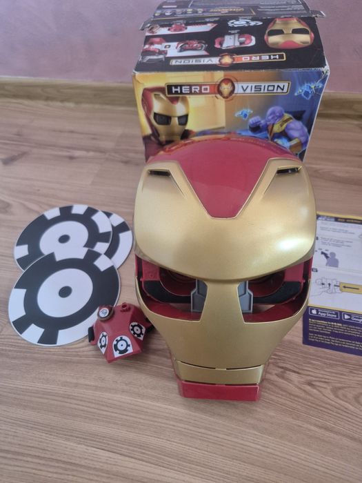 Vr маска на железная човек