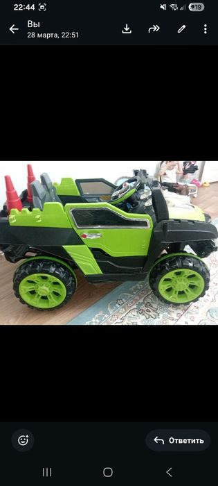 Детский автомобиль