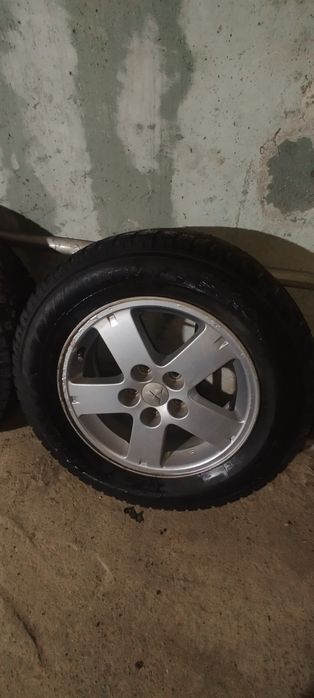 Продам колеса 16 радиус
