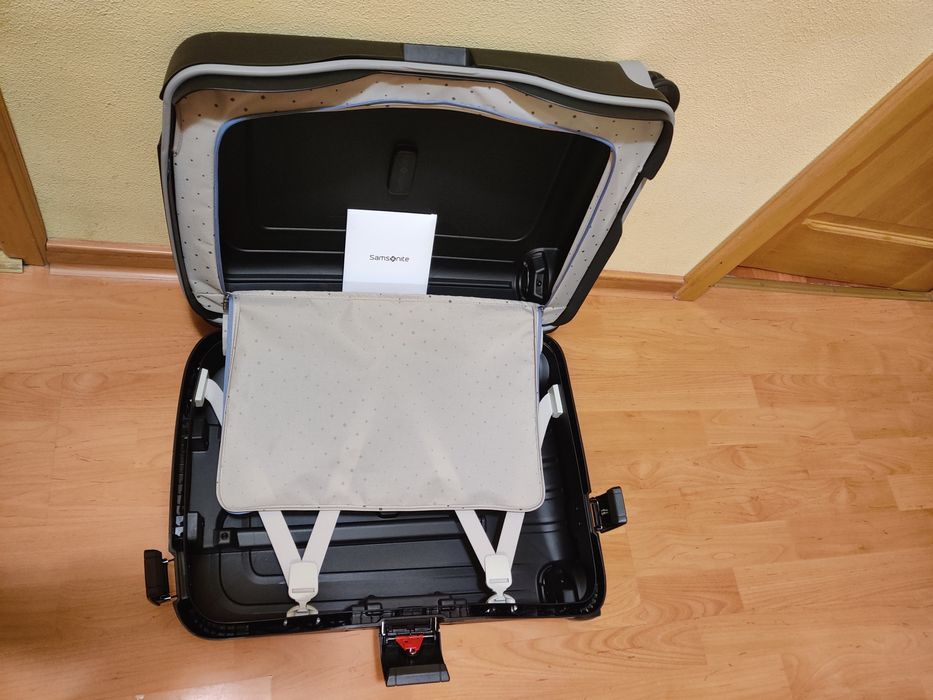 Troler cabină SAMSONITE Spinner S'Cure  55 cm negru