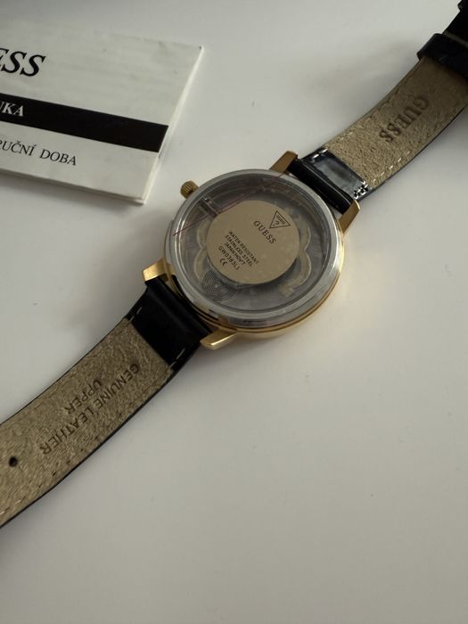 Ceas Guess dama nou,original