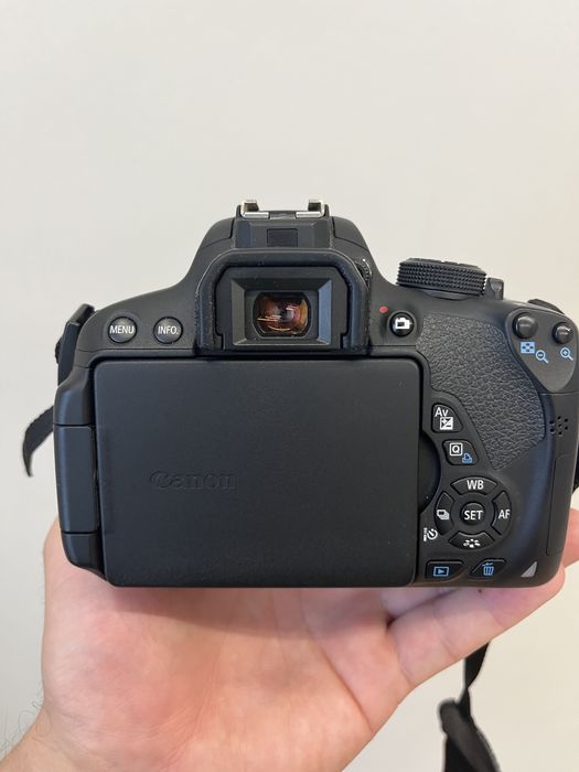 Canon 700d Сенсорный