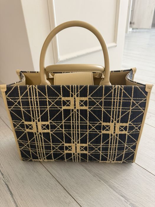 Чанта Elisabetta franchi