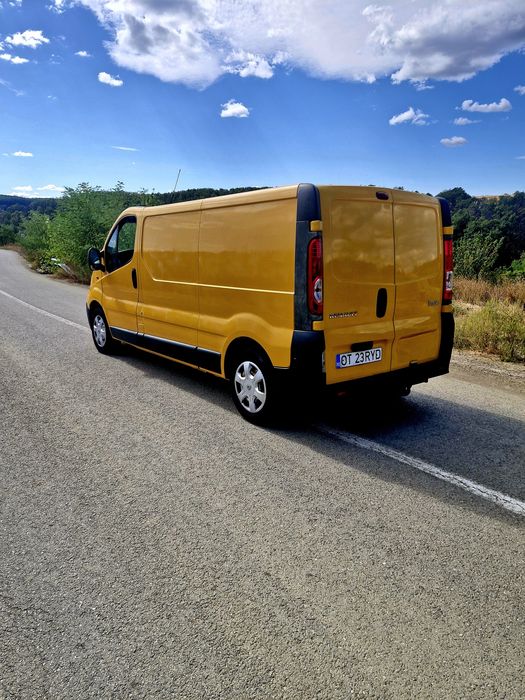Renault trafic  2008