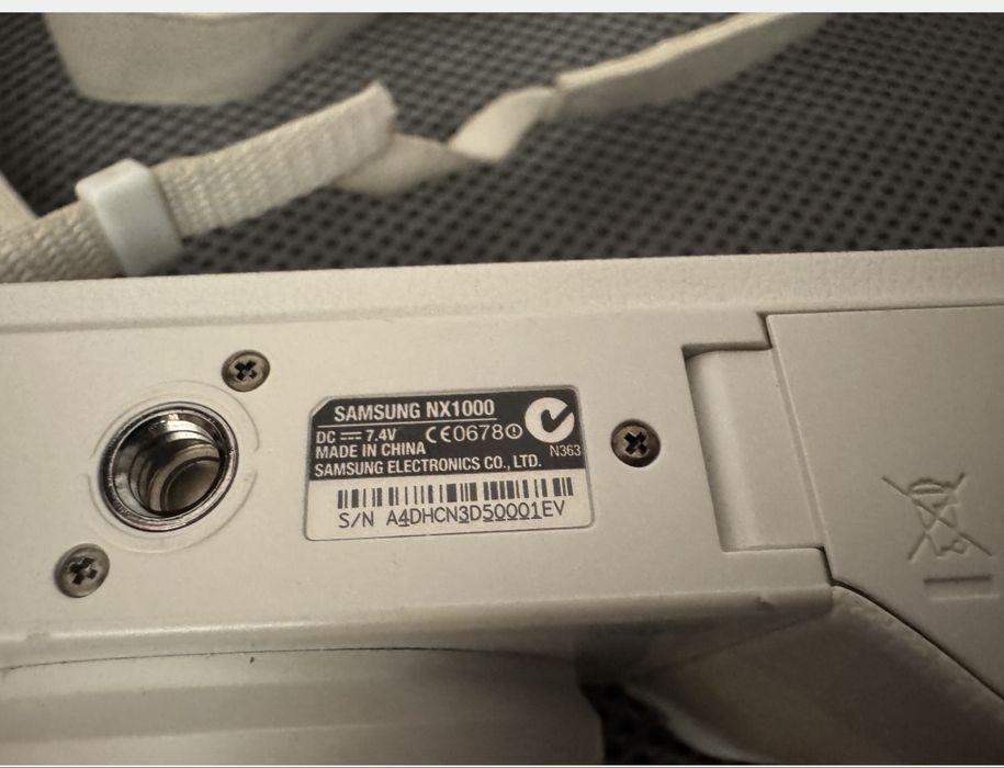 Camera Samsung NX1000, 20.3MP, + Obiectiv 20-50mm