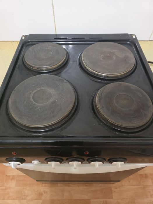 Продам электроплиту