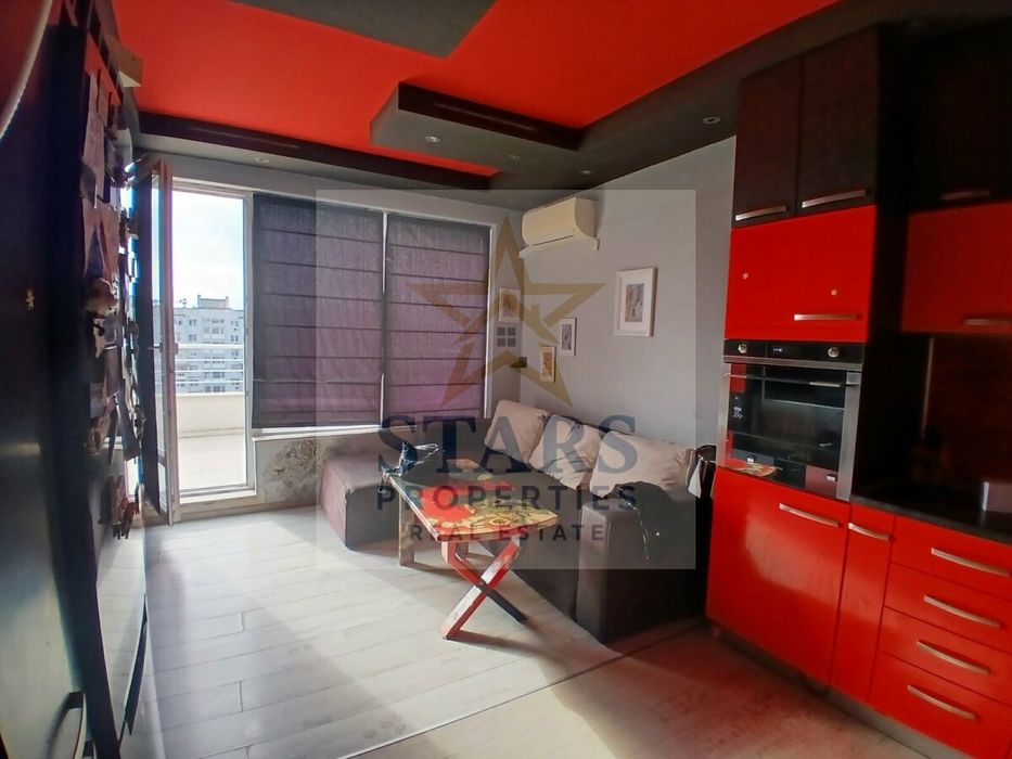 Продава се Двустаен апартамент в Варна, Възраждане 1 - 50 кв.м за 1424 €/кв.м - Снимка #1