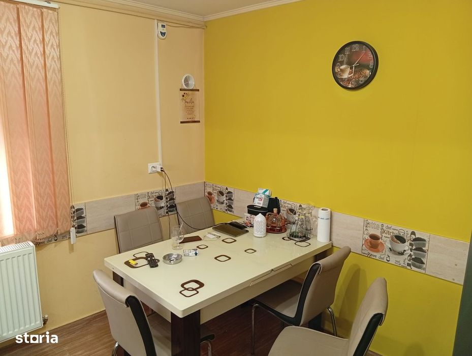 Apartament 3 camere in Confectii