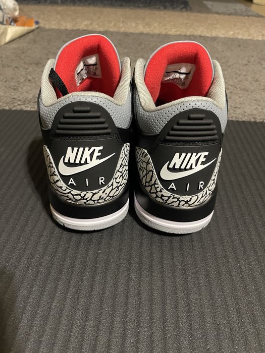 Jordan 3 marimea 43