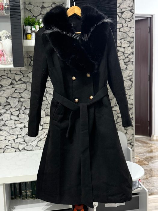 Palton elegant dama MABELL, cu blana si inchidere cu butoni aurii