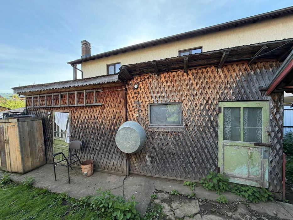 Casa si teren de vanzare in Campulung Moldovenesc