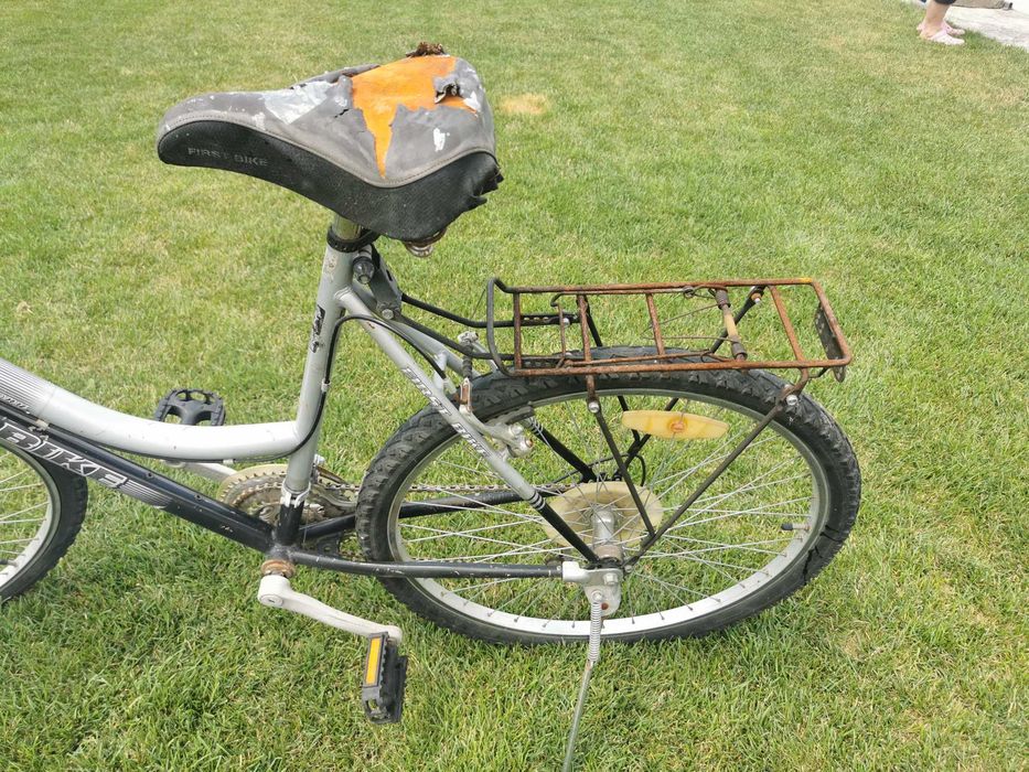 Bicicleta uzata funcțională