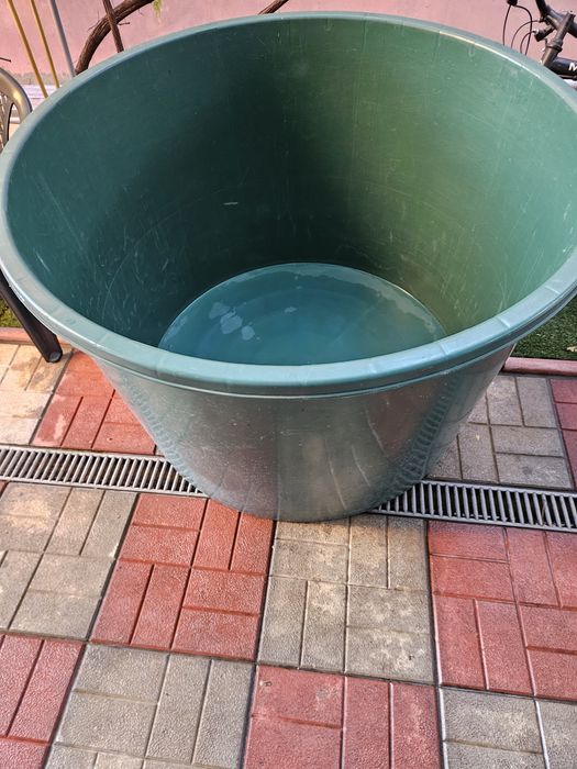 Cada pentru vin 700 litri