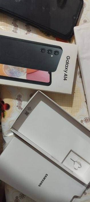Продам телефон самсунг  керемет
