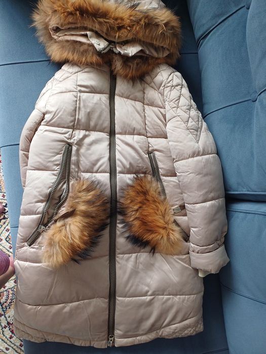Продам пуховик для девочки.