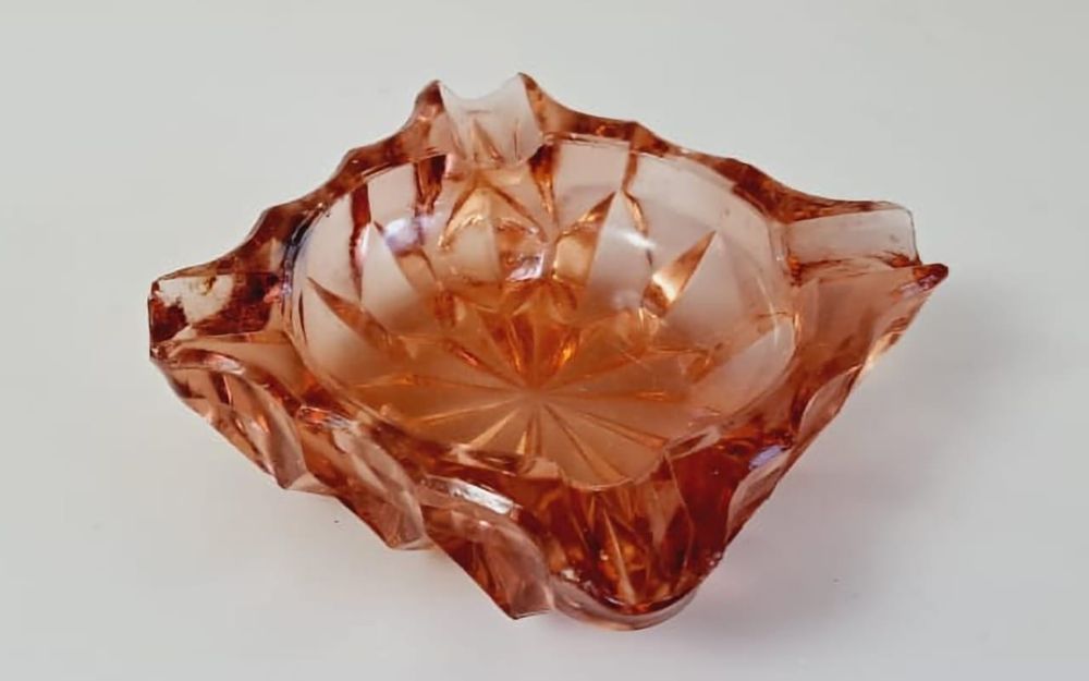 Пепельницы цветное стекло, хрусталь