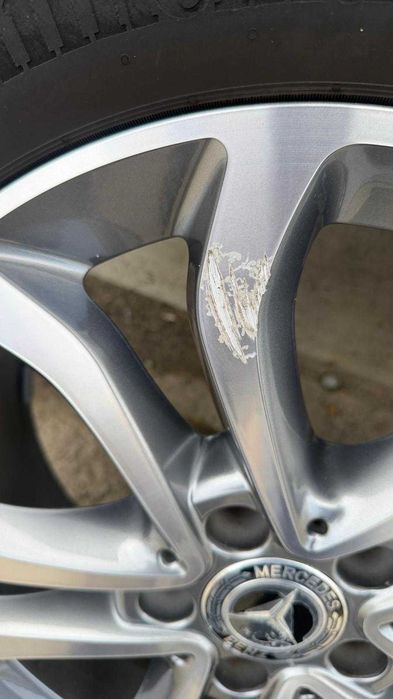 Jante  Mercedes C class W205  225 50 17 vara Continental A class cla