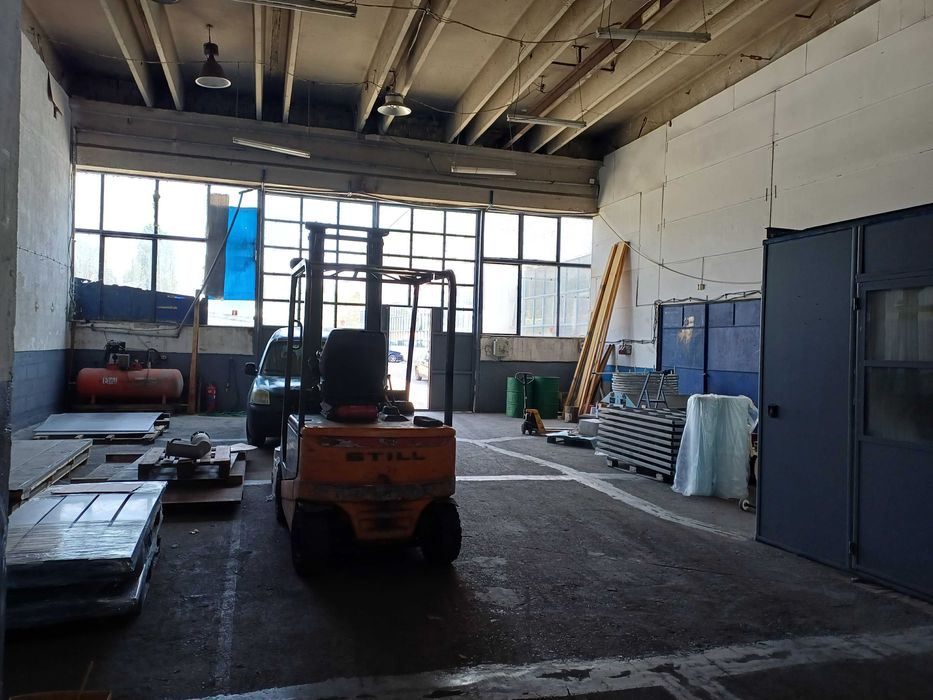 Дава се под наем Промишлена сграда в Пловдив, Индустриална зона - Юг - 1300 кв.м за 4080 € - Снимка #20