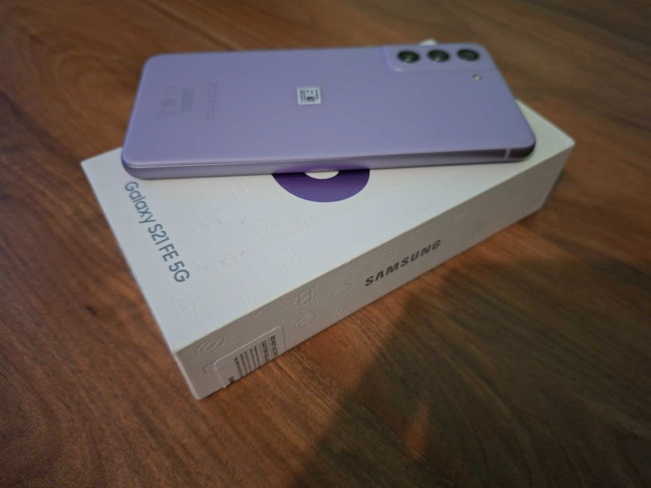 Samsung Galaxy S21 FE 5G dualsim 128gb Mov 6gb Ram NOU