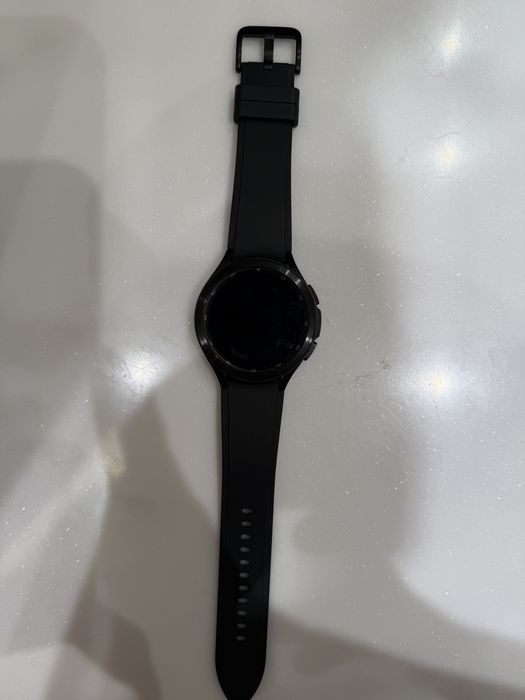 Часы Samsung Galaxy Watch4 Classic.