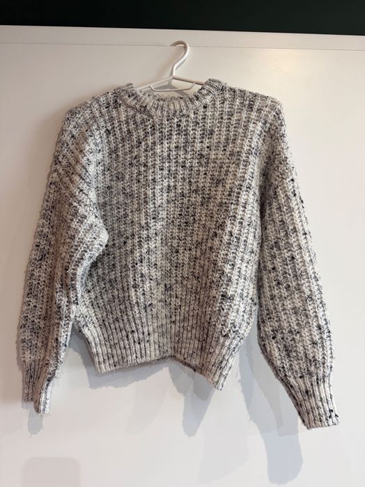 Разпродажба пуловери размер М