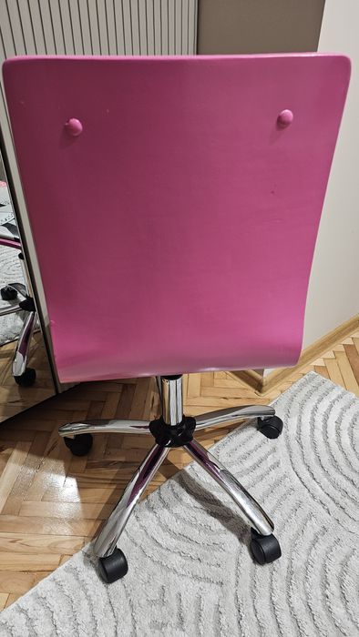 Детски стол за бюро