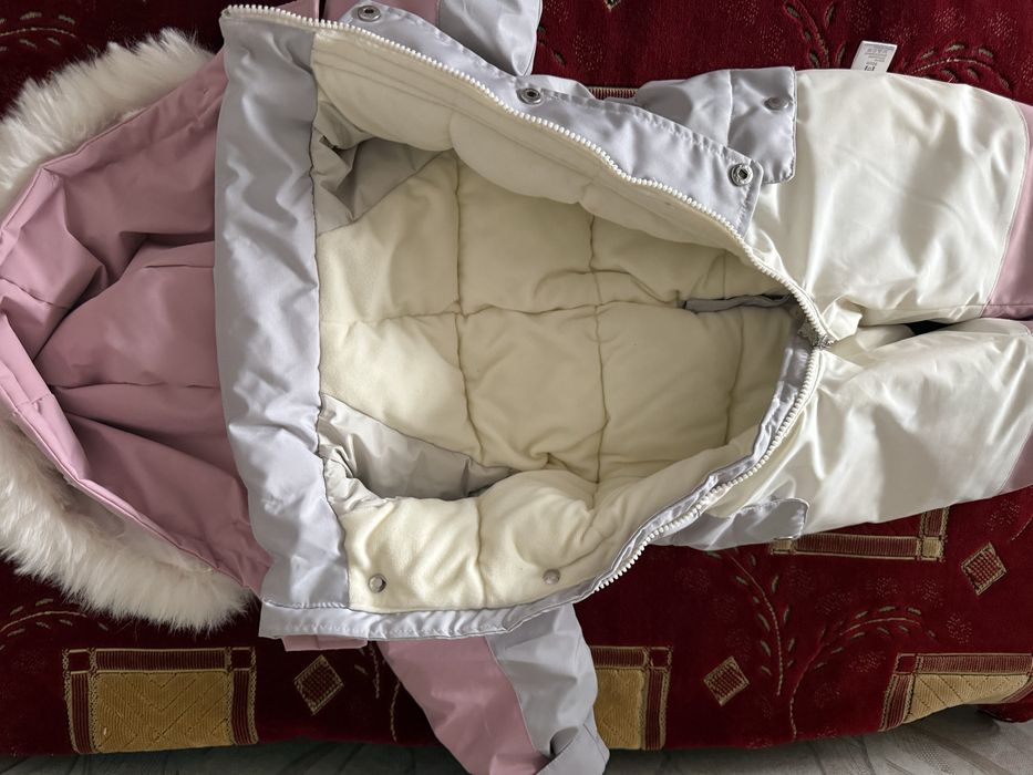 Продам комбинезон на девочку