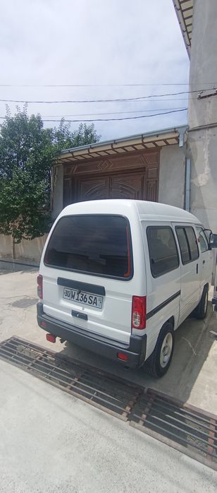 Damas.  sotiladi