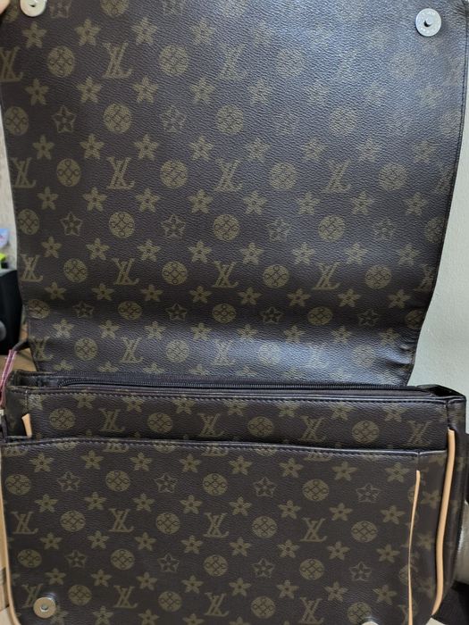 Дамска спортна чанта Luis Viuton