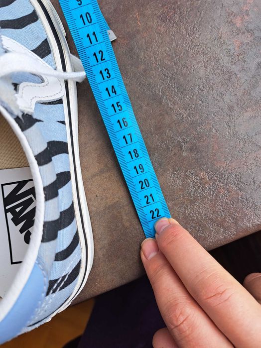 дамски,детски,кецове,спортни обувки,гуменки,номер 35 VANS ,ванс