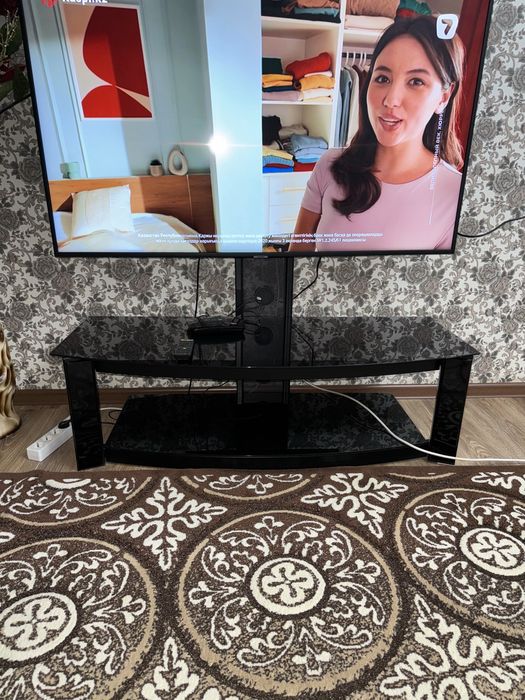 Продам подставку для телевизора.