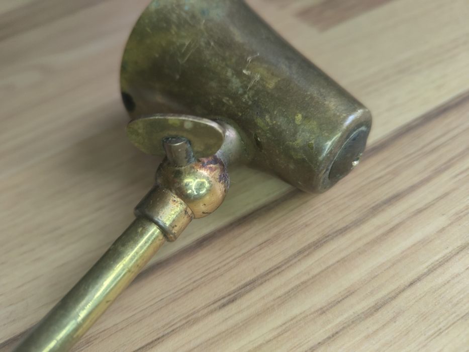 Mini lampa de birou veche din alama