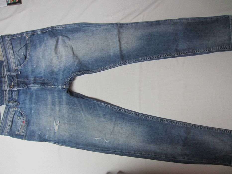 Blugi Diesel Thommer,W32 L32,Talie=86cm,Lung=102cm,skinny,stare f.buna