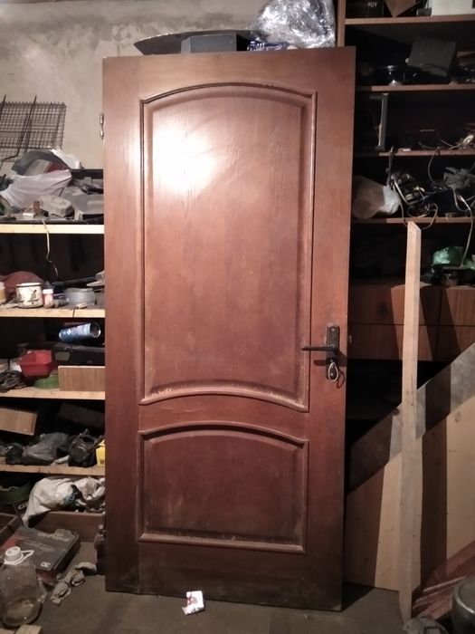 Продам двери новые и бу