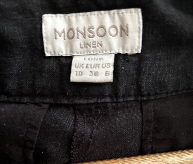 Pantaloni in Monsoon bonus camasa roz in