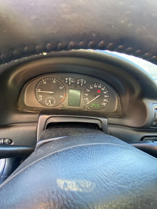 Vand passat b5 in stare buna