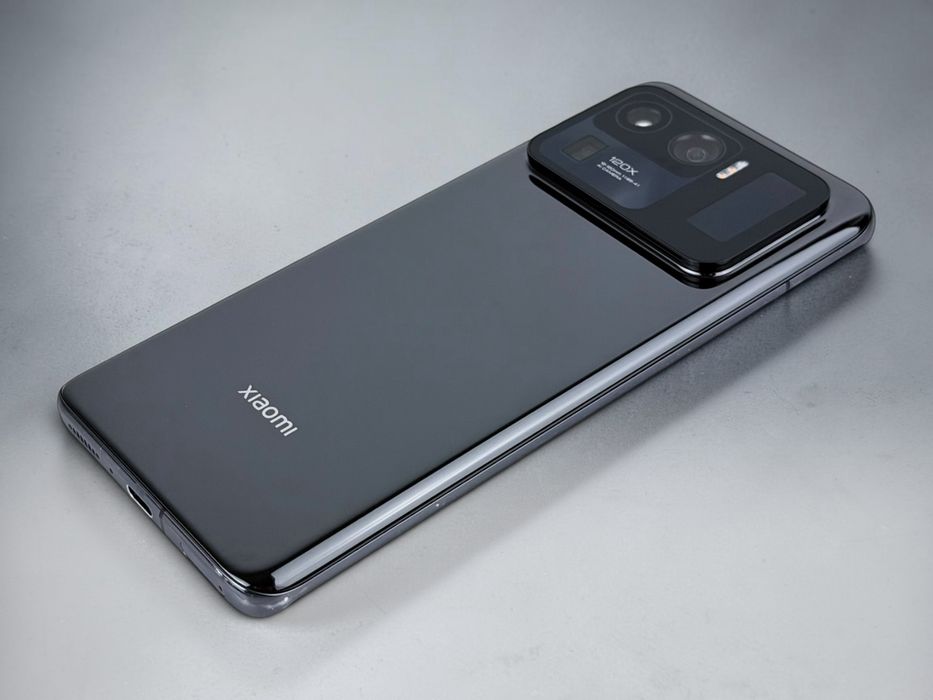 Xiaomi Mi 11 Ultra 5G 256GB 12RAM Ceramic Black Перфектен! Гаранция!